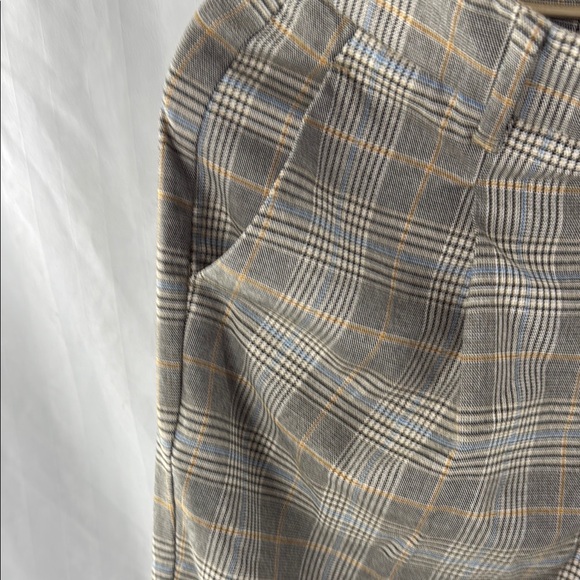 Women’s Nine West Plaid Pants in brown, blue and tan - Picture 9 of 10